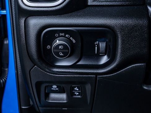 Used 2023 RAM 1500 Big Horn AWD/4WD image 21