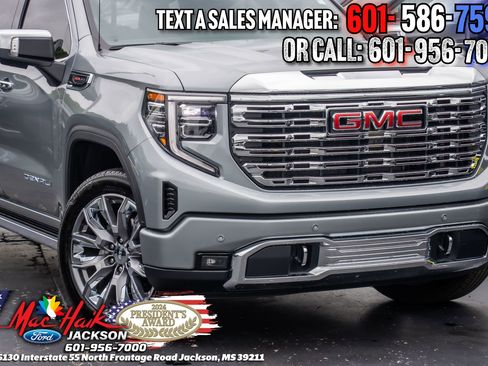 Used 2026 GMC Sierra 1500 Denali w/ Denali Reserve Package AWD/4WD image 3