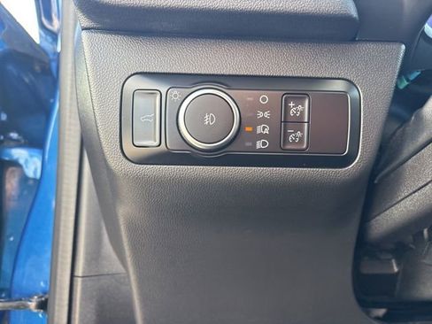 Used 2022 Ford Escape Titanium w/ Class II Trailer Tow Package image 16