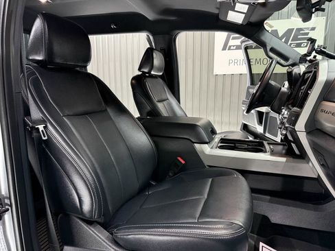 Used 2022 Ford F250 Lariat w/ Tremor Off-Road Package AWD/4WD image 28
