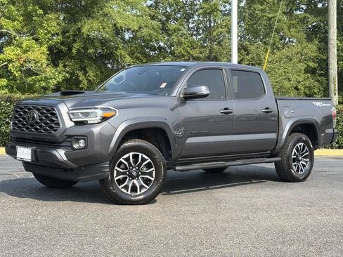 Used 2021 Toyota Tacoma TRD Sport w/ Technology Package RWD image 1