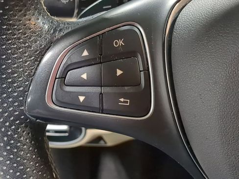 Used 2019 Mercedes-Benz GLA 250 4MATIC image 24