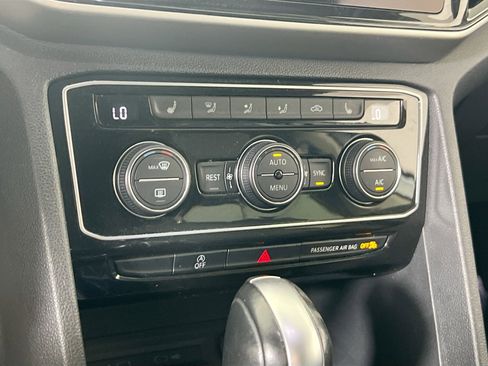 Used 2023 Volkswagen Atlas SEL image 16