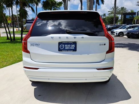 Used 2023 Volvo XC90 B6 Core image 5