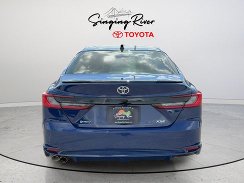 Used 2025 Toyota Camry XSE FWD image 6