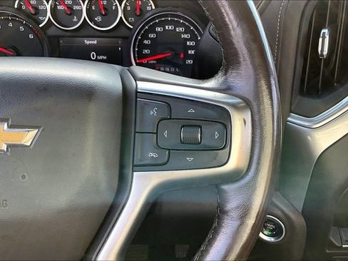 Used 2021 Chevrolet Silverado 1500 LT w/ LPO, Dark Essentials Package AWD/4WD image 13