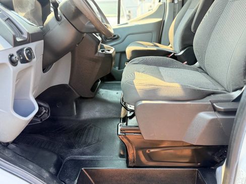 Used 2019 Ford Transit 350 XL RWD image 21