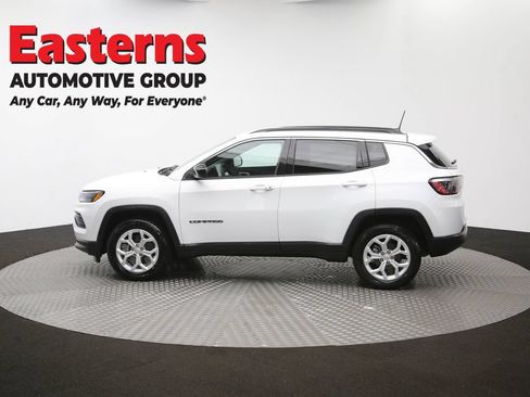 Used 2024 Jeep Compass Latitude AWD/4WD image 55
