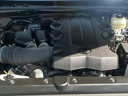 Used 2020 Toyota 4Runner SR5 Premium w/ Moonroof Package image 11