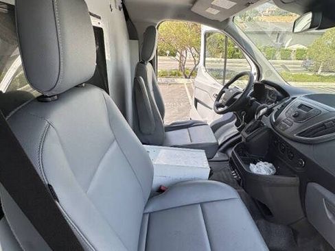 Used 2016 Ford Transit 150 130 Low Roof RWD image 18