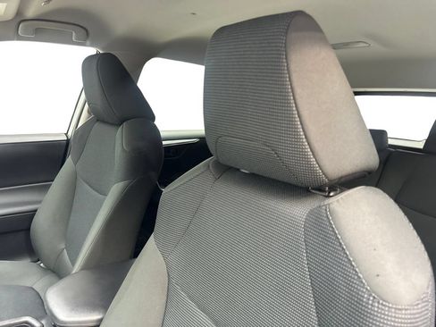 Used 2024 Toyota RAV4 LE FWD image 28