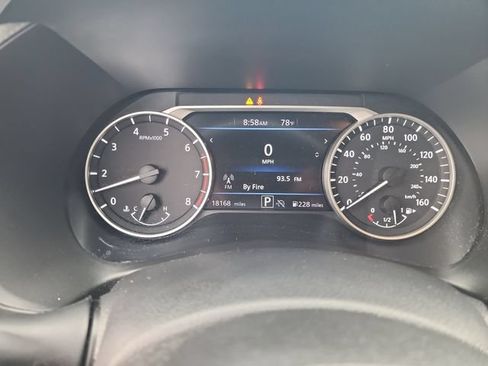 Used 2025 Nissan Sentra SV w/ Trunk Package FWD image 13