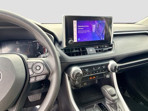 Used 2024 Toyota RAV4 XLE image 26