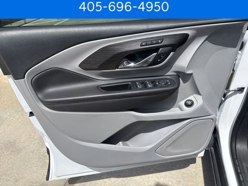 Used 2021 GMC Terrain SLT FWD image 19