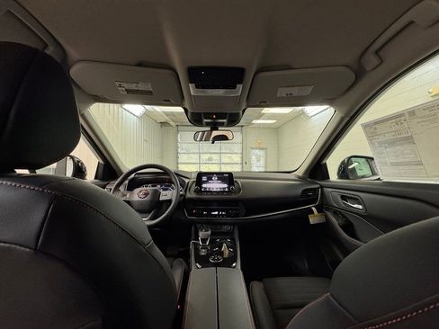 New 2026 Nissan Rogue SV image 18