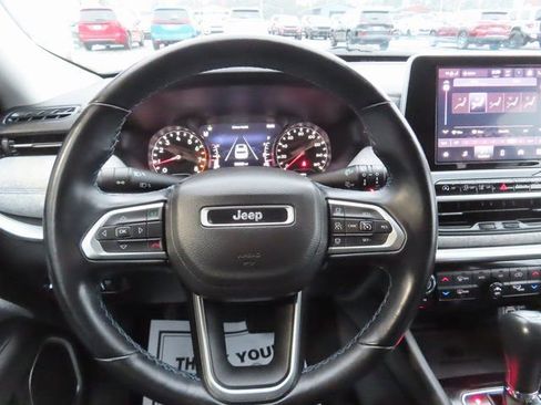 Used 2022 Jeep Compass Latitude w/ Convenience Group image 33