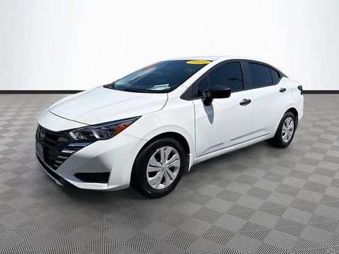 Used 2024 Nissan Versa S w/ Trunk Package FWD image 3