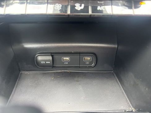 Used 2023 Kia K5 GT-Line image 34