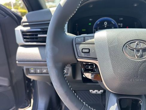 New 2026 Toyota Camry SE FWD image 18