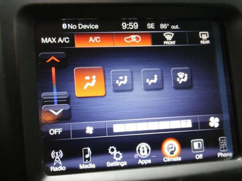 Used 2014 Jeep Cherokee Latitude FWD image 28