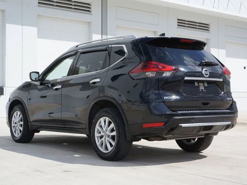 Used 2019 Nissan Rogue SV AWD/4WD image 9