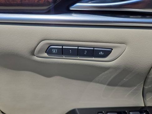 Used 2013 Cadillac XTS Luxury w/ Driver Awareness Package FWD image 15