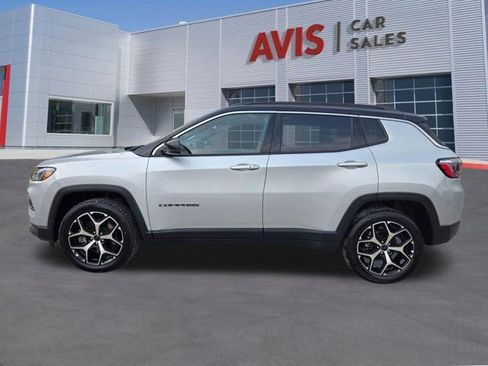 Used 2025 Jeep Compass Limited AWD/4WD image 11
