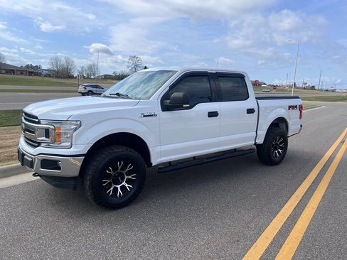 Used 2019 Ford F150 XLT w/ Equipment Group 301A Mid image 12