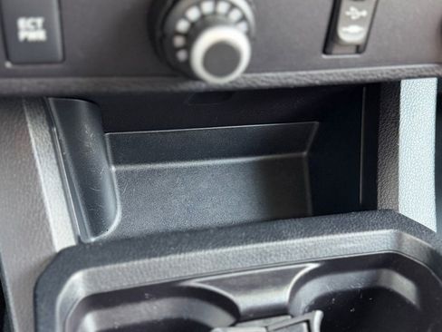 Used 2016 Toyota Tacoma SR5 image 18