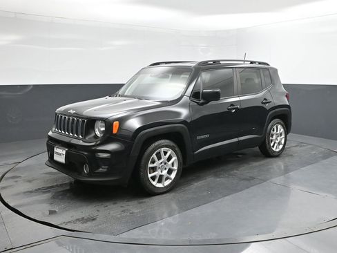 Used 2021 Jeep Renegade Latitude image 34