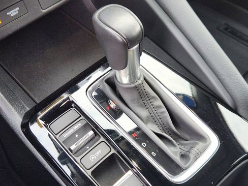 Used 2023 Acura Integra image 12