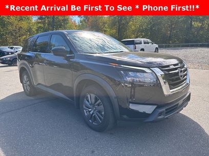 Certified 2024 Nissan Pathfinder S