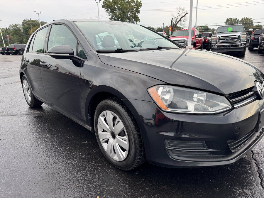 Used 2015 Volkswagen Golf S FWD image 12