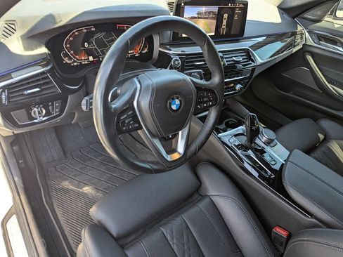Used 2022 BMW 530i xDrive AWD/4WD image 22