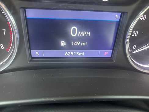 Used 2021 Buick Enclave Essence image 21