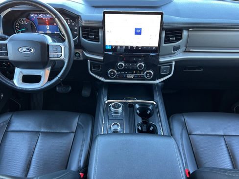 Certified 2022 Ford Expedition Max XLT image 14
