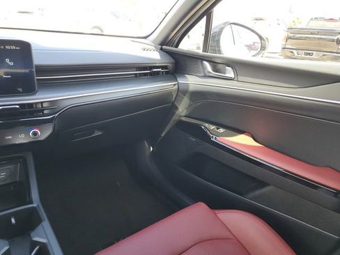 Used 2025 Kia K5 GT-Line w/ GT-Line Premium Package image 11