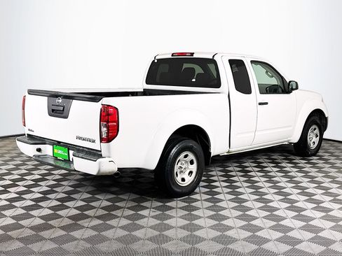 Used 2018 Nissan Frontier S image 10