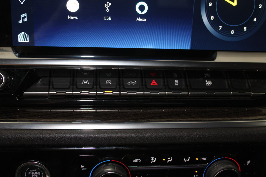 Used 2024 Chevrolet Silverado 1500 LT AWD/4WD image 51