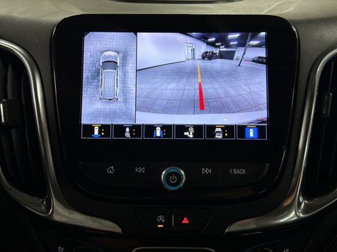 Used 2022 Chevrolet Equinox Premier image 25