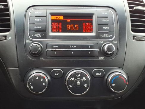 Used 2014 Kia Forte LX w/ Popular Package image 14