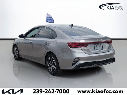 Certified 2024 Kia Forte LXS FWD image 4