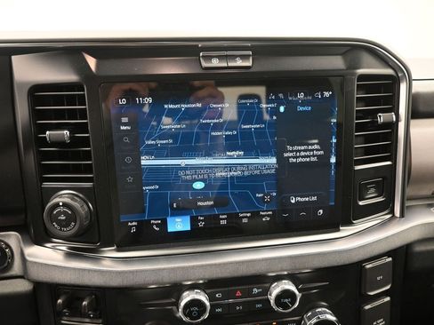 New 2026 Ford F350 Platinum w/ FX4 Off-Road Package image 4