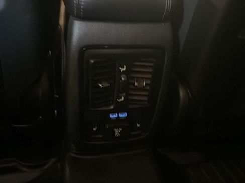 Used 2021 Dodge Durango R/T w/ Blacktop Package AWD/4WD image 28