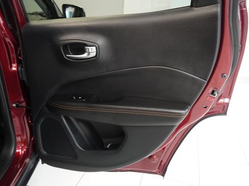 Used 2021 Jeep Compass Limited AWD/4WD image 29
