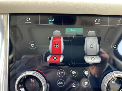 Used 2021 Land Rover Range Rover Sport HSE Silver Edition image 24