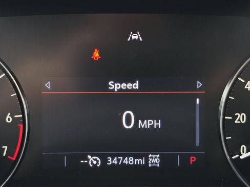 Used 2023 Buick Envision Preferred w/ Sport Touring Package AWD/4WD image 23