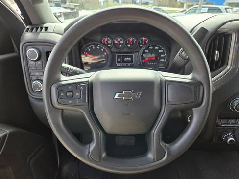 Used 2025 Chevrolet Silverado 1500 Custom Trail Boss AWD/4WD image 31