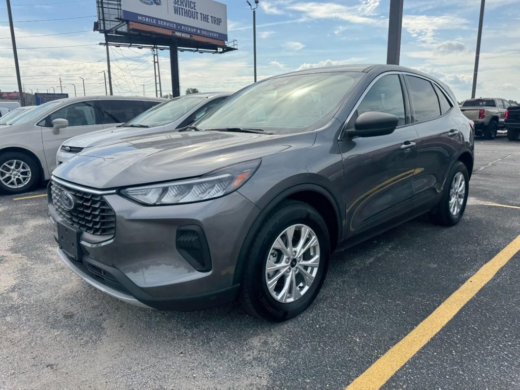 Used 2023 Ford Escape Active AWD/4WD image 7