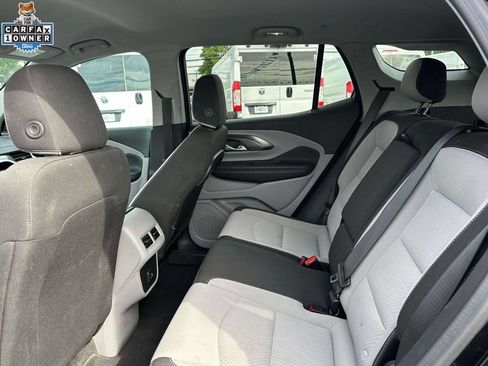 Used 2024 GMC Terrain SLE w/ Driver Convenience Package AWD/4WD image 10